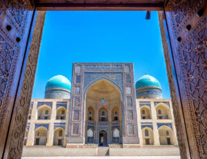 Mir i Arab madrassa, Bukhara