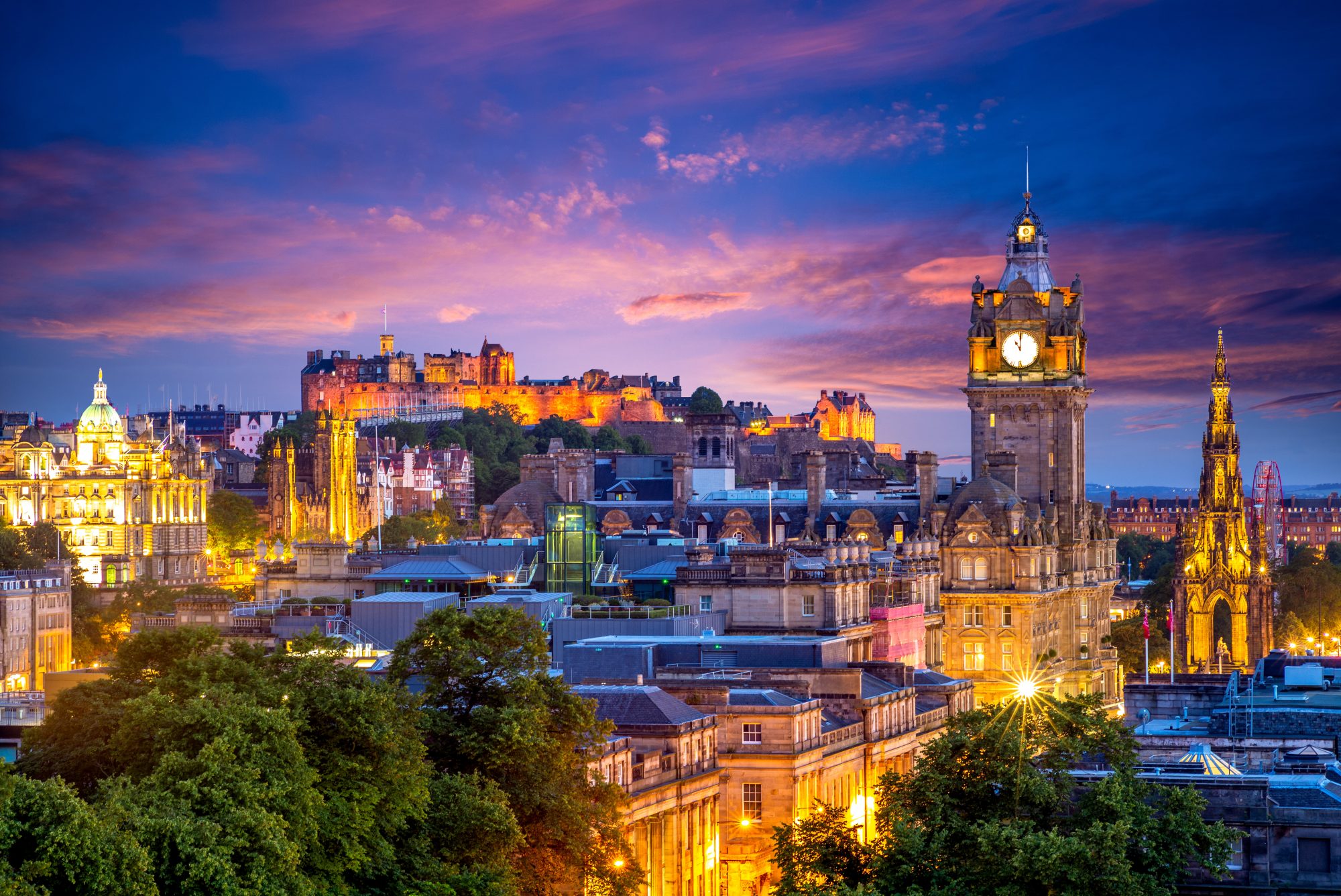 Edimburgo shutterstock_1372186328