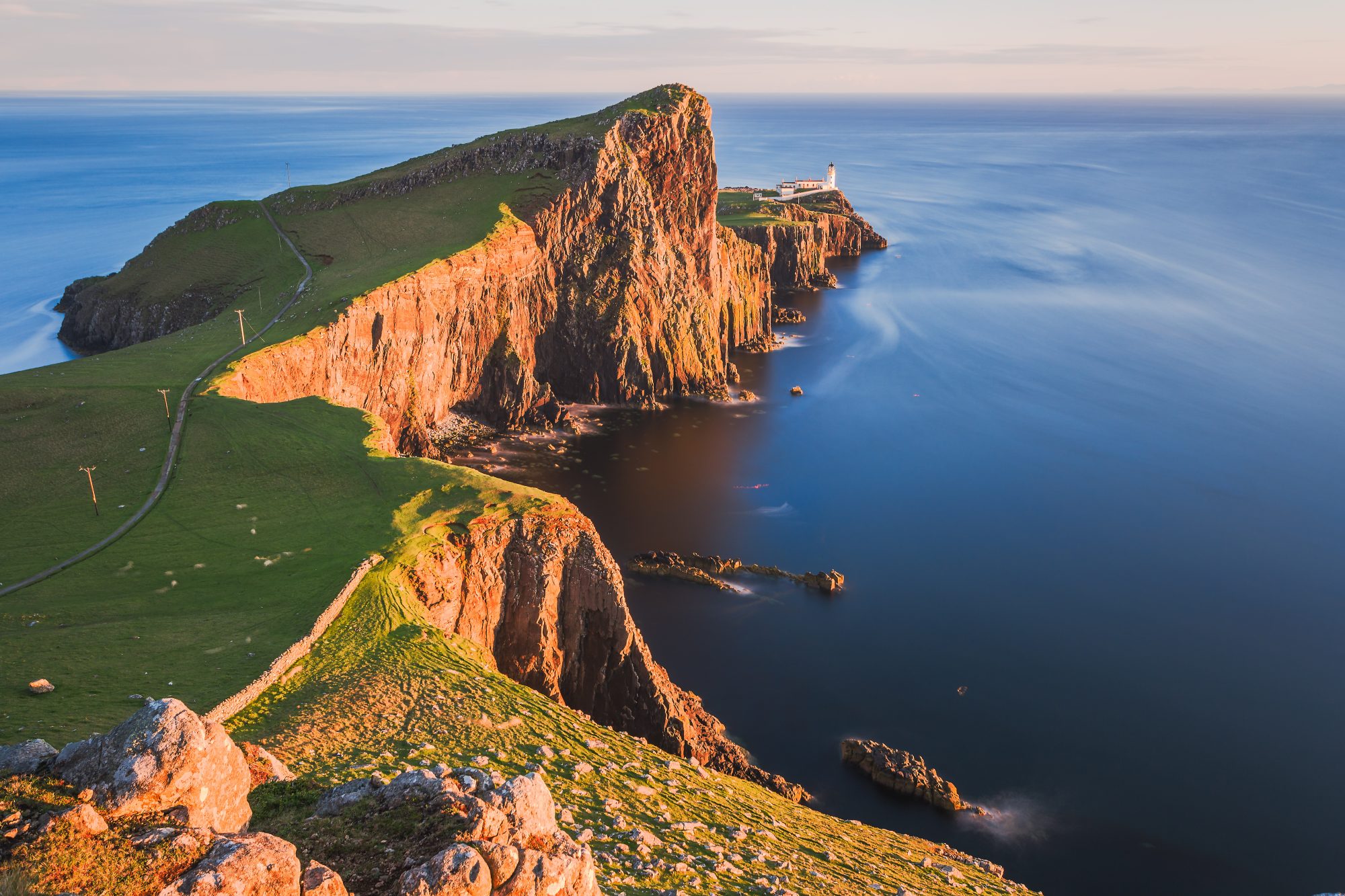 Neist punto Faro, Isola di Skye, Scozia shutterstock_690608881